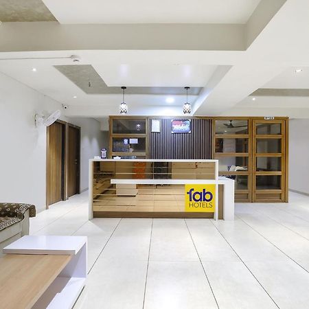 Fabhotel Bharosa Inn Ahmedabad Buitenkant foto